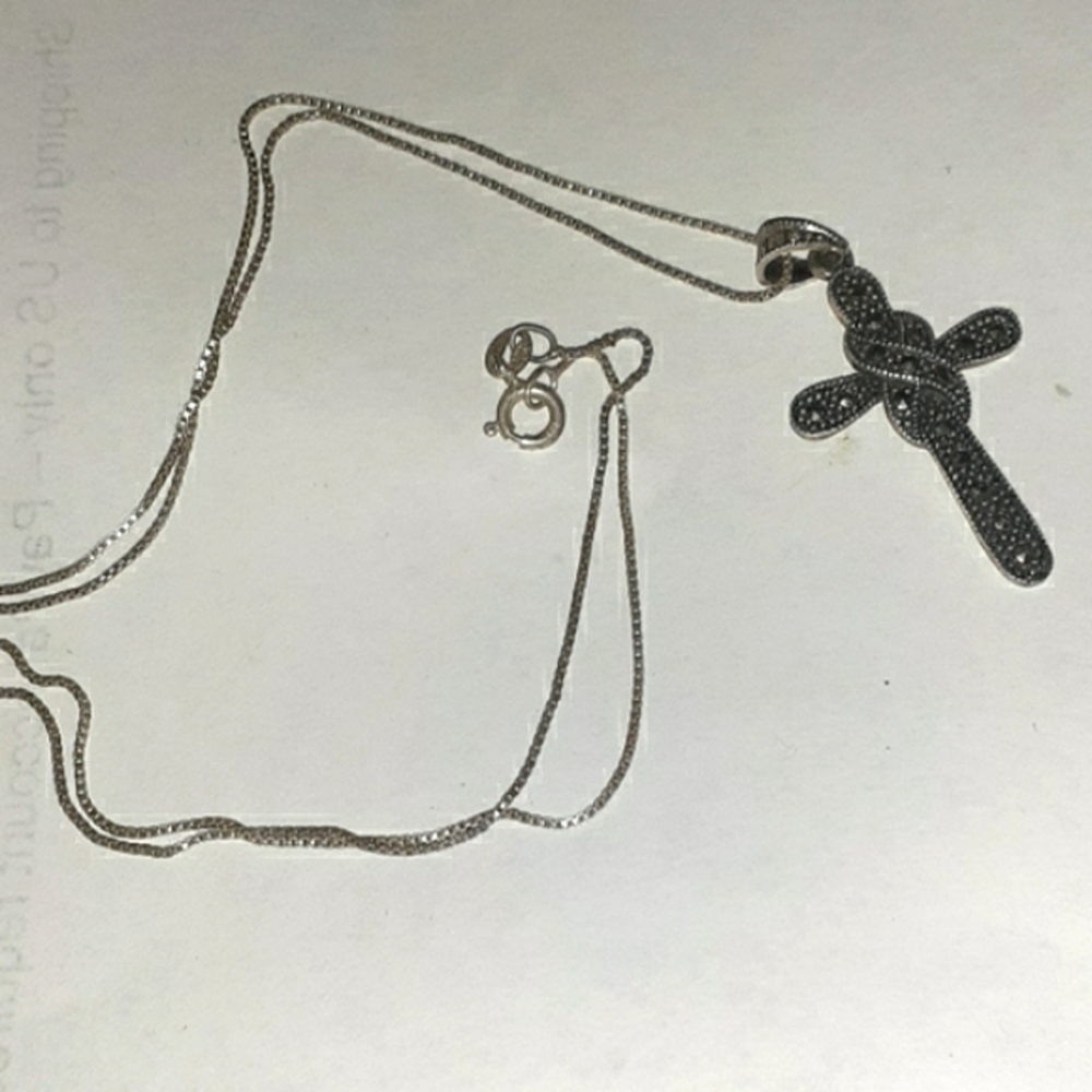 Vtg Real Italy Marcacite & 925 Silver Cross - image 2